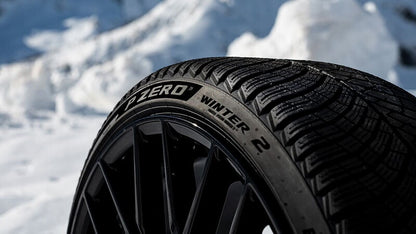 Pirelli P Zero Winter 2 * 255/45 R20 105V
