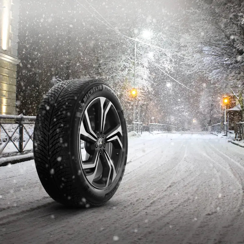 Michelin Pilot Alpin 5 SUV 235/45 R21 101V